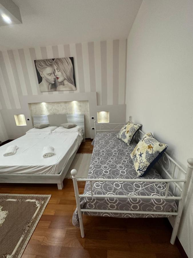 B&B By Family L&G Vibo Valentia Marina Exterior foto